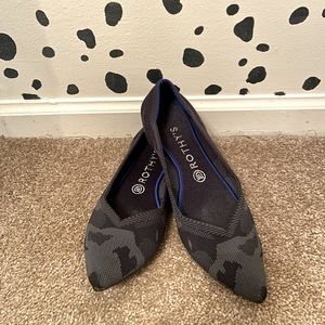 Rothy’s Grey Camo Point